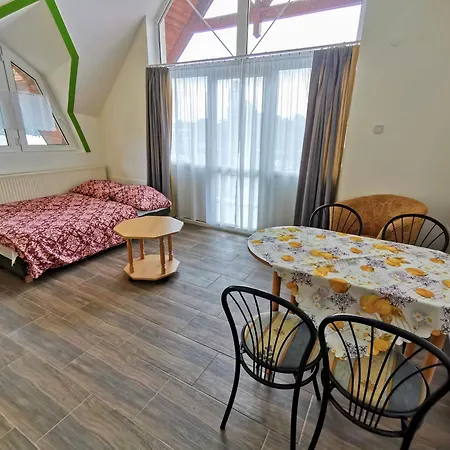 Napospart 28 Apartamento Balatonlelle